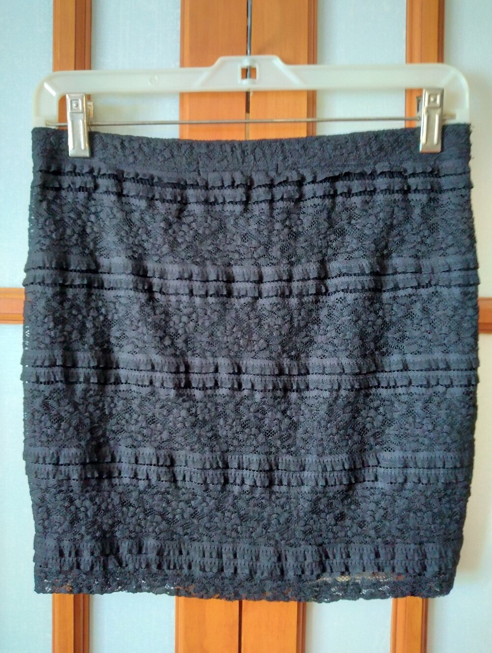 Women's Jr's Vintage Y2K Black Lace Stretch Mini Skirt Lined By Forever 21 Sz M